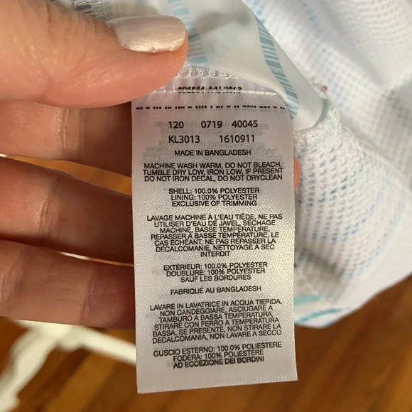 Columbia Windbreaker - Picture 14 of 14